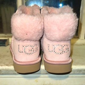 PINK ANKLE UGGS BOOTS💓‼️ kids size5.5